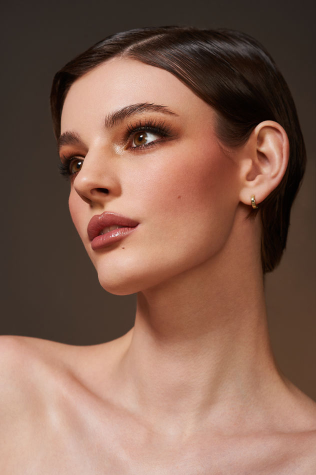 Beauty — Bronze Glam, makeup by Shreni Patel